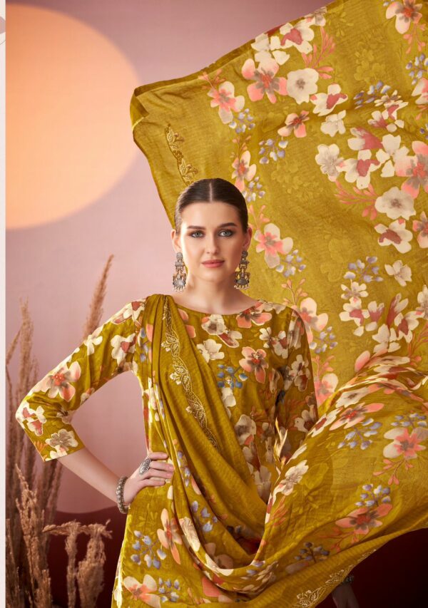 ALOK SUIT TOHFA PURE CAMBRIC PRINT SUITS SUPPLIER 9.jpg