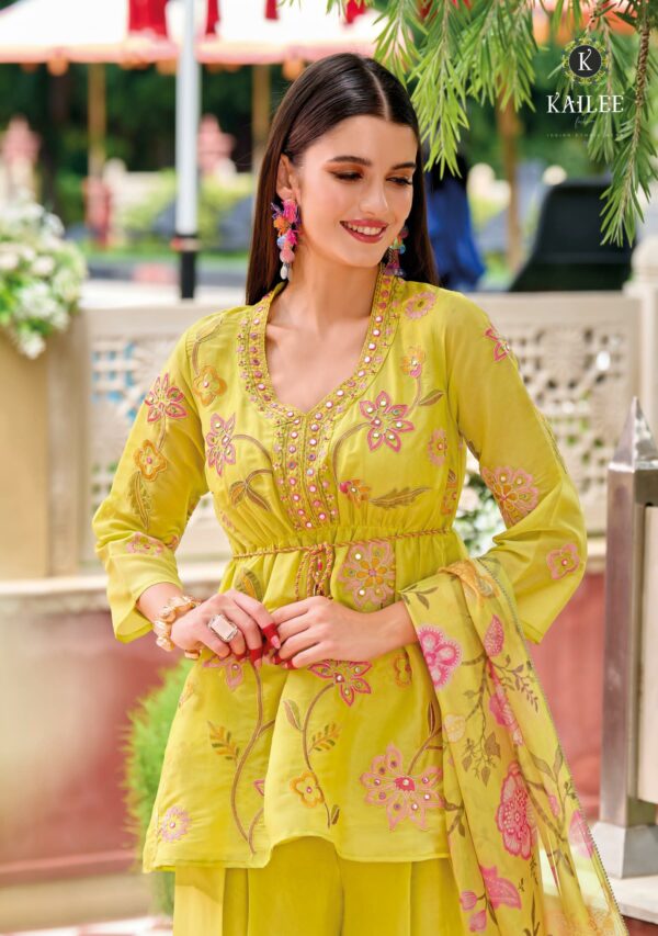 KAILEE FASHION SINJHAR VISCOSE READYMADE KURTI 5.jpg