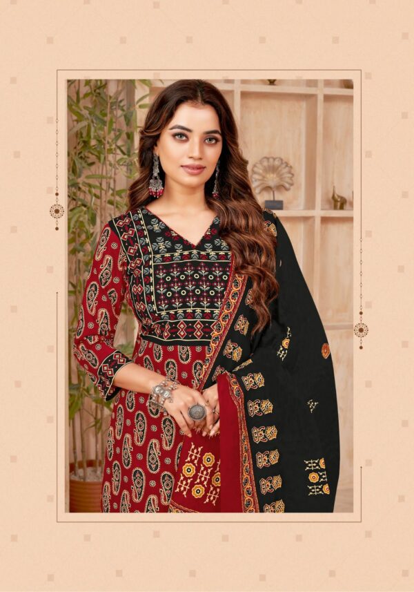 MISS WORLD GAMTHI VOL 3 COTTON PRINTED SUITS 6.jpg