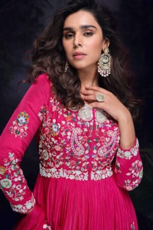 SAYURI DESIGNER MRUNAL FABULOUS DESGINER GOWN (6)