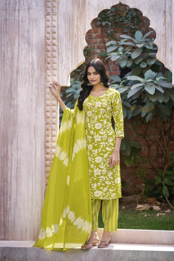 OSSM CELEBRITY RAYON PRINTED READYMADE KURTI 7.jpg