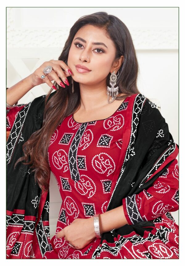 MAYUR BANDHANI SPECIAL VOL 23 COTTON PRINTED SUITS 9.jpg