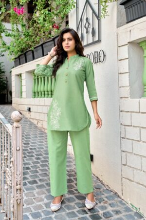 TIPS & TOPS FABULOUS  Rehmat Boutique  TIPS TOPS FABULOUS CORD SET WHOLESALER 4.jpg