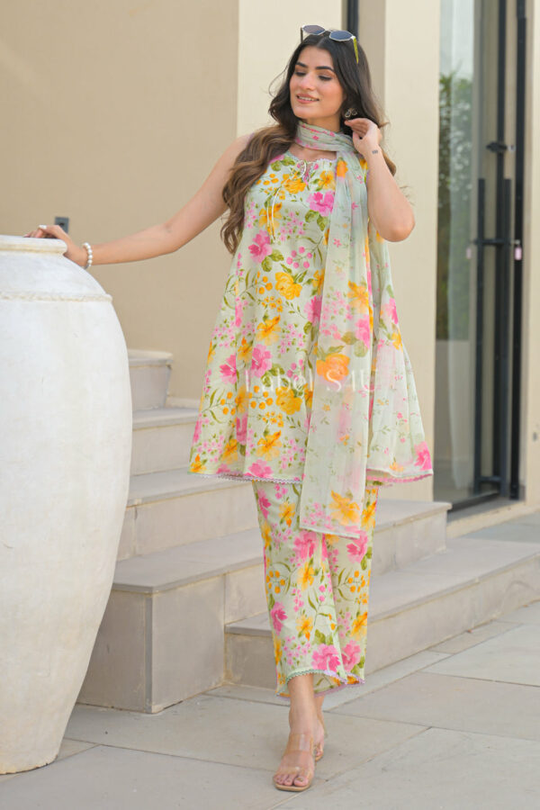 Shivali S4u Sun-Kissed-Suit Set New Arrival 2025 Rehmat Boutique Sun-Kissed-Suit Set Shivali S4u Sun-Kissed-Suit Set New Arrival 2025 Rehmat Boutique 652 2.jpg