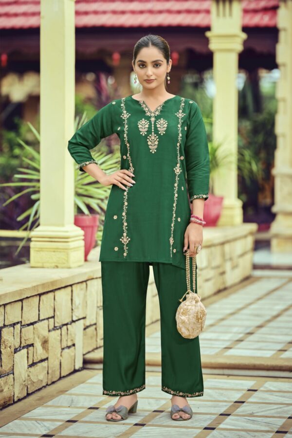 OSSM CELEBRATIONS Rehmat Boutique OSSM CELEBRATIONS OSSM CELEBRATIONS Rehmat Boutique OSSM CELEBRATIONS CORD SET WHOLESALER 7.jpg