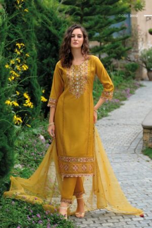 LADY LEELA RUTBA Rehmat Boutique  LADY LEELA RUTBA WHOLESALE PRICE 2.jpg
