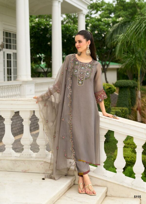 PRM LEANA Rehmat Boutique PRM LEANA PRM LEANA WHOLESALE PRICE SURAT 3.jpg