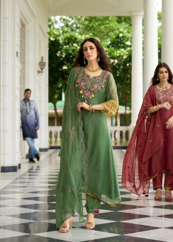 PRM LEANA Rehmat Boutique PRM LEANA PRM LEANA WHOLESALE PRICE SURAT 5.jpg