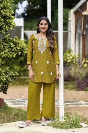 Home Rehmat Boutique Buy Ethnic Suits Online for Weddings OSSM VAMA VOL 1 WHOLESALE PRICE 3.jpg