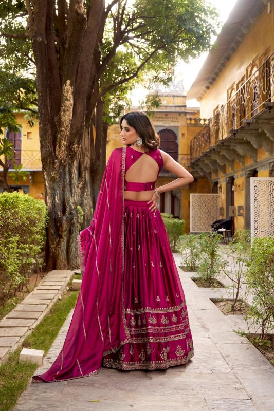 Sabella Averi catalog pink dupatta for lehenga online india Rehmat Boutique Sabella Averi catalog pink dupatta for lehenga online india sabella averi catalog pink dupatta for lehenga online india 2 2026 01 12 13 08 40.jpeg