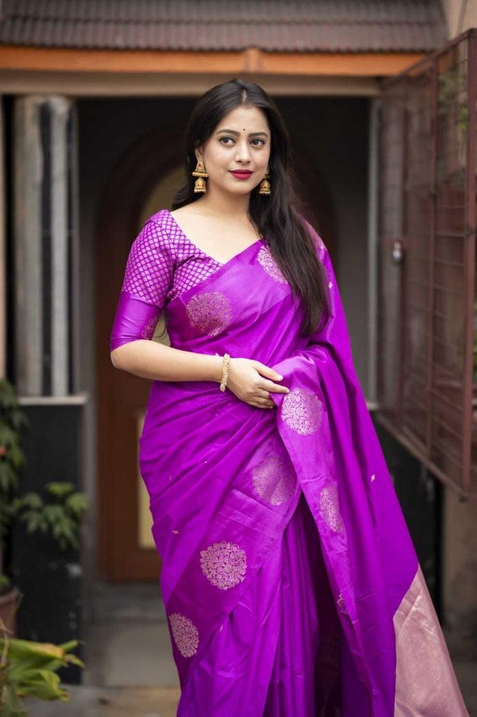 kc 113 shop trendy banarasi silk satin orchid violet single sarees Rehmat Boutique kc 113 shop trendy banarasi silk satin orchid violet single sarees kc 113 shop trendy banarasi silk satin orchid violet single sarees Rehmat Boutique