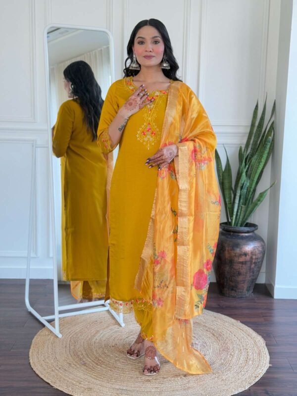 YASHVI VISCOSE CHANDERI SILK WITH EMBROIDERY WORK readymade kurti Rehmat Boutique YASHVI VISCOSE CHANDERI SILK WITH EMBROIDERY WORK readymade kurti YASHVI VISCOSE CHANDERI SILK WITH EMBROIDERY WORK readymade kurti Rehmat Boutique